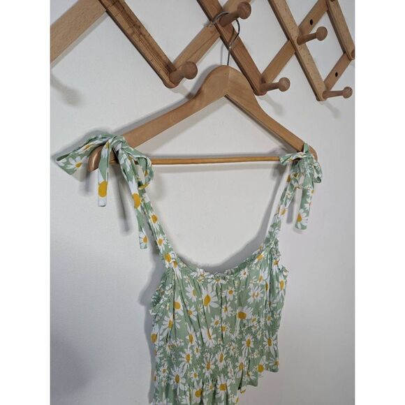 Elodie Tie Shoulder Smocked Waist Green Daisy Tank Top - Size Large - Picture 3 of 5